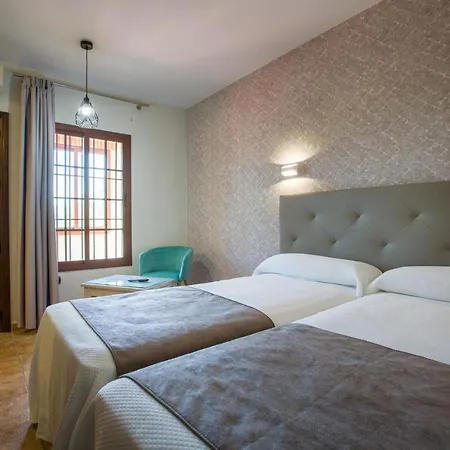 בית הארחה Don Joaquin 3*